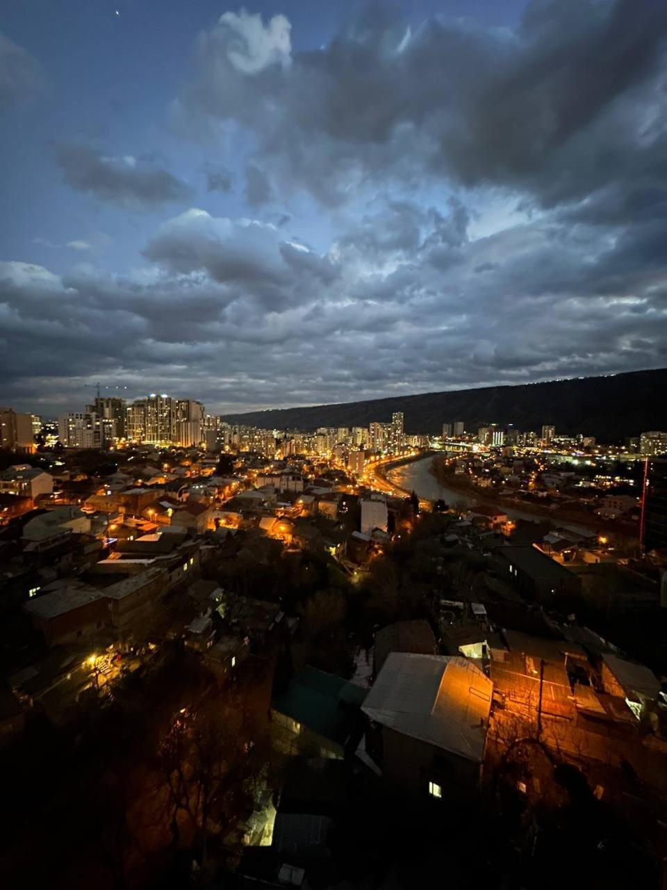 Apartments With View Tbilisi Exterior foto